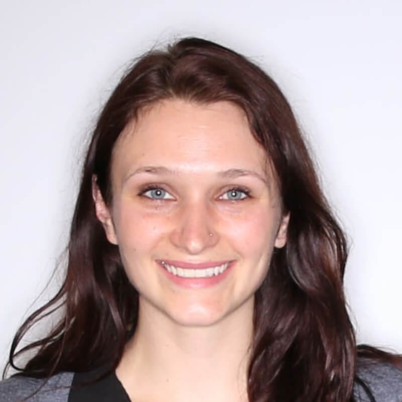 img-circle-rachel-dwinal